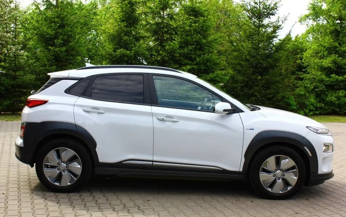 Hyundai Kona cena 92900 przebieg: 32000, rok produkcji 2020 z Dobrzyń nad Wisłą małe 742